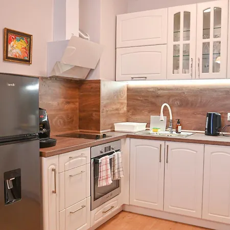 Appartement 2 Luxurious One Bedroom 5 Minute Walk From The Gondola Station *